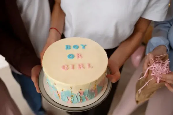 gender reveal cake